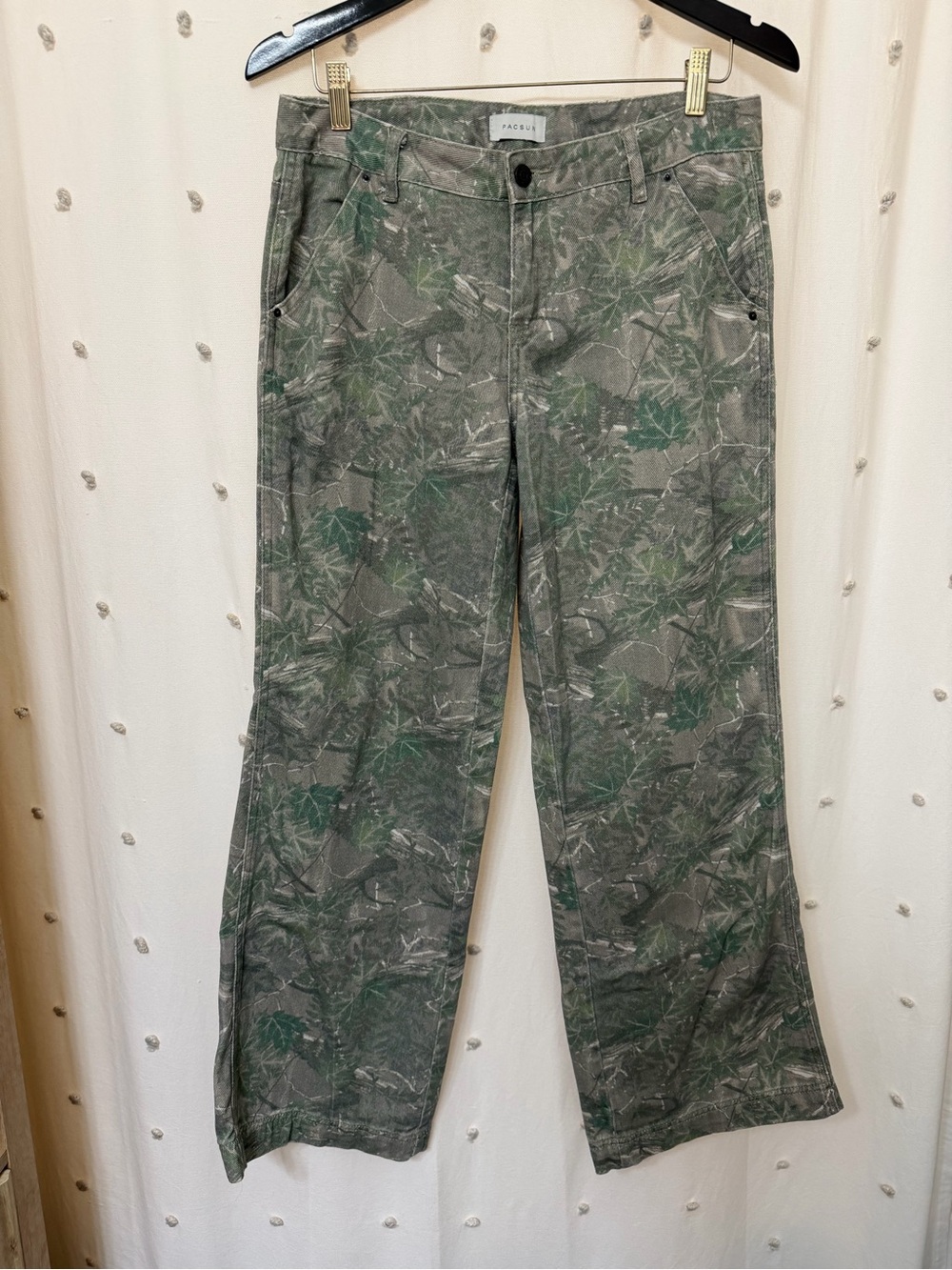 PacSun Casey Low Rise Baggy Pants in Green Camouflage Print